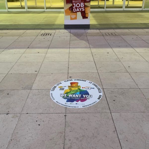 We Want You di piazza dell'ateneo